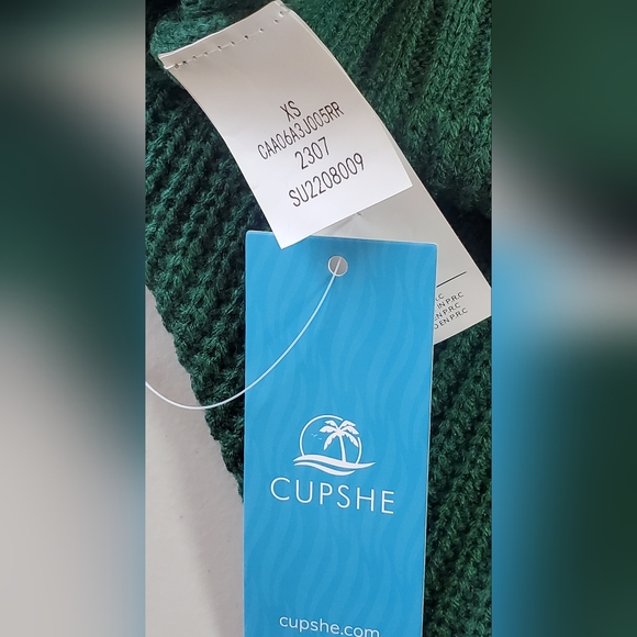 CUPSHE Women's Open-Shoulder Sweater - Picture 5 of 5